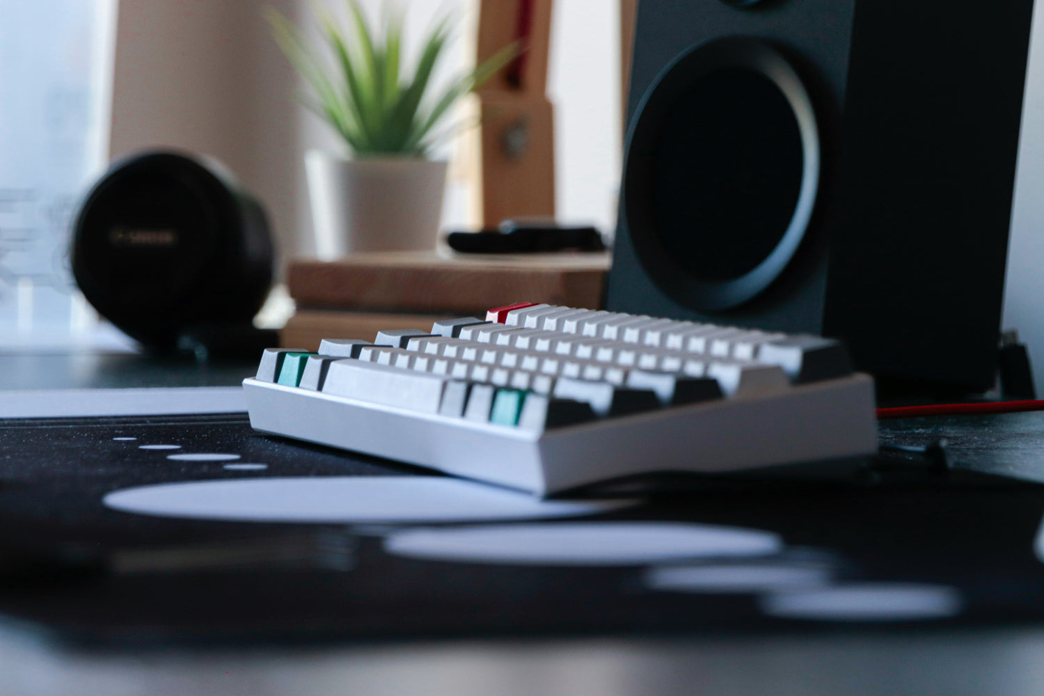 ABS vs PBT Keycaps: What’s the Difference?